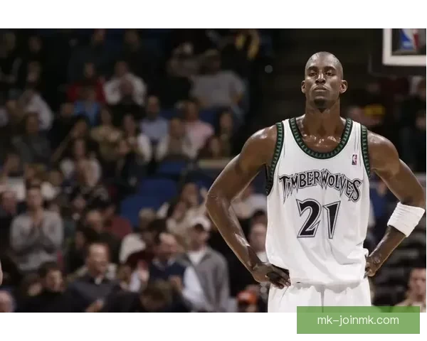 加内特怒批NBA娱乐化明星光环掩盖拼搏竞技本质引发联盟未来深思